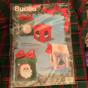 New Vintage Bucilla Nesting Packages Plastic Canvas Kit